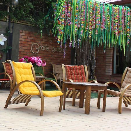 Hotel Grace Garden Kum Esterno foto