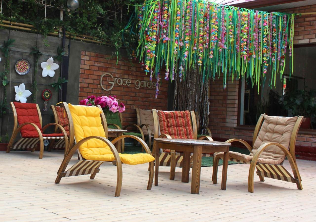 Hotel Grace Garden Kum Esterno foto