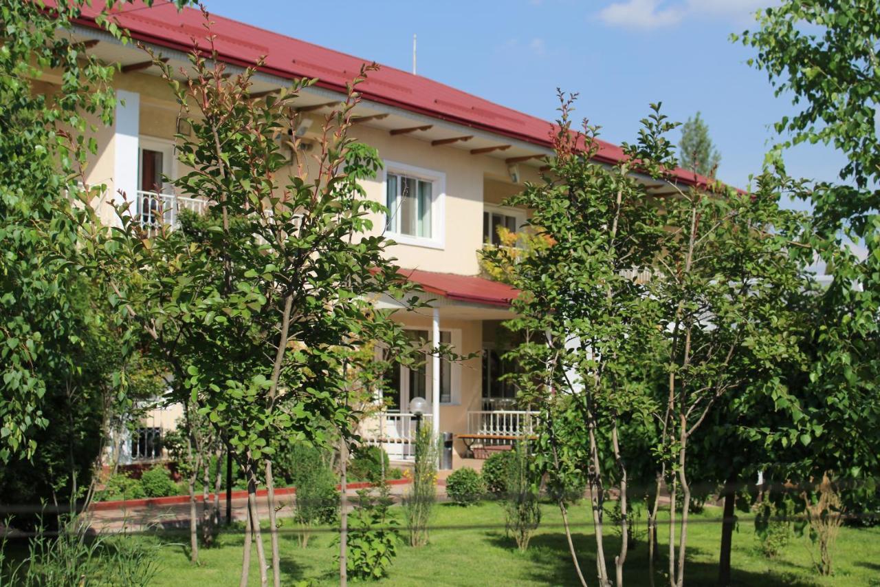 Hotel Grace Garden Kum Esterno foto